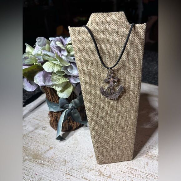 18” Anchor Pendant on Black Suede Necklace with Lobster Clasp & Extension - Picture 3 of 6